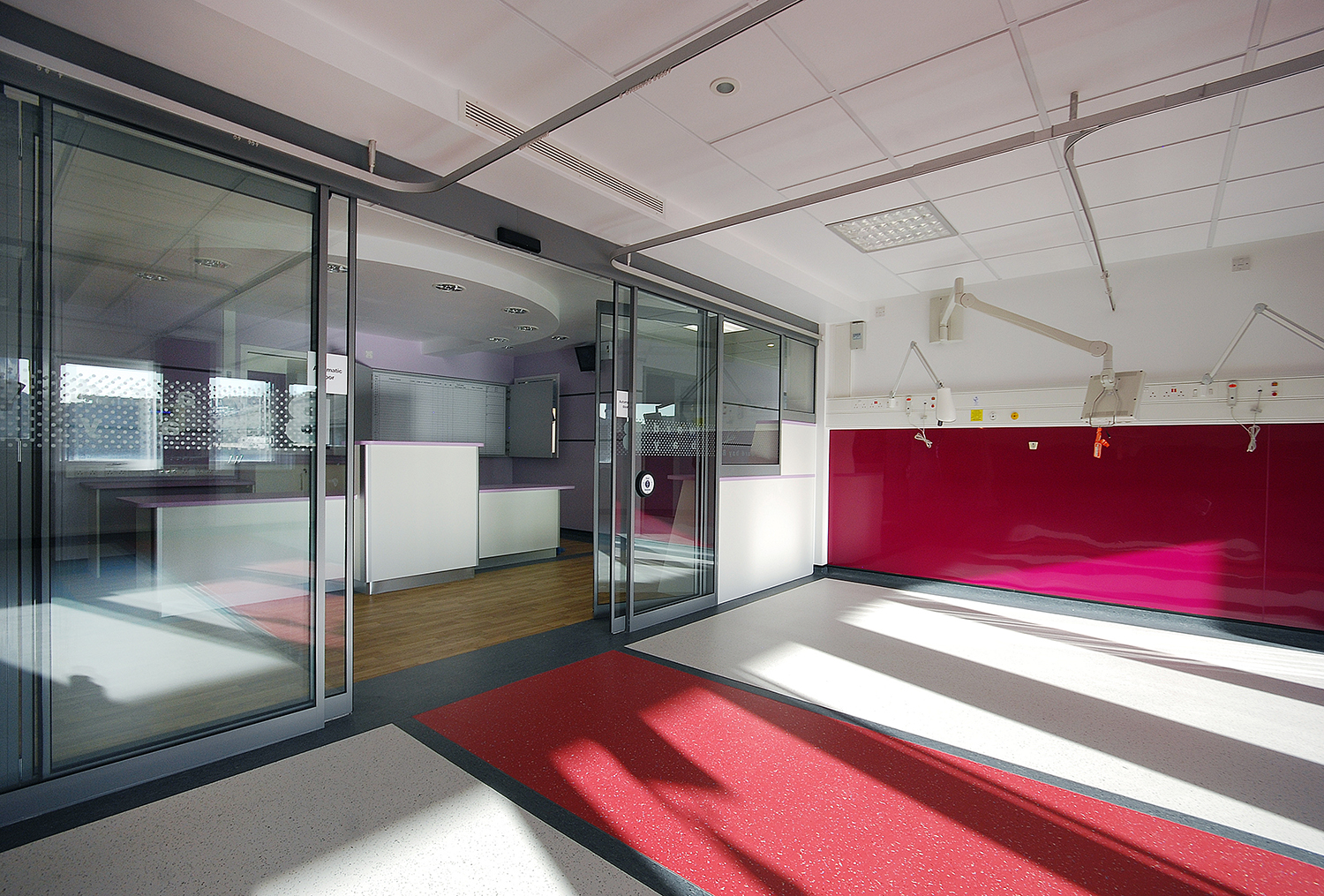 ASSA ABLOY Automatic Sliding Doors (FAAC Entrance Solutions)